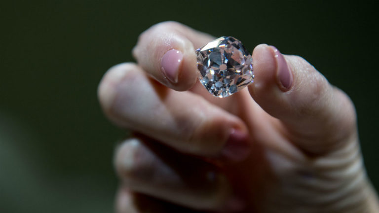 Le Régent, diamant de la démesure